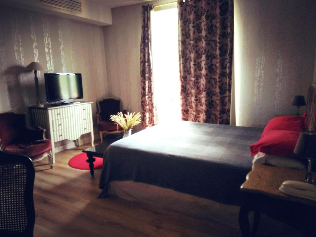 Hotel La Villa Saint-Pierre-dʼIrube Esterno foto