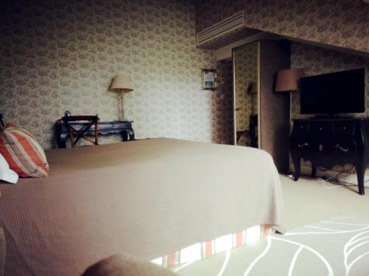 Hotel La Villa Saint-Pierre-dʼIrube Esterno foto